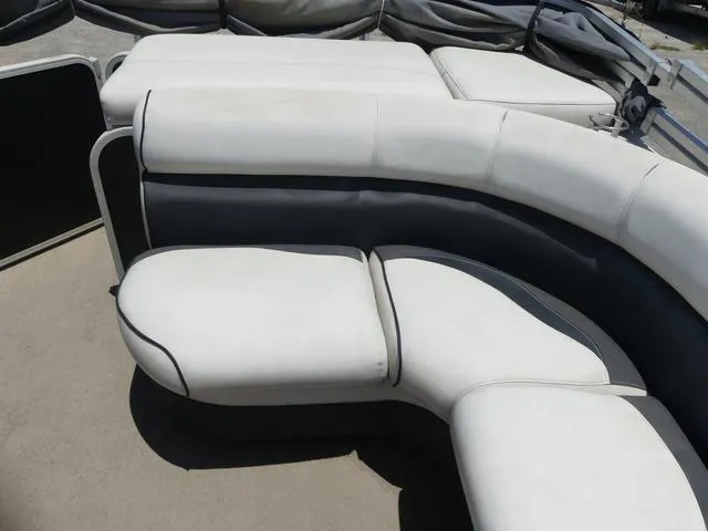 Slide: The Image of Premier Ltd 220 Sunsation 2014 - 19