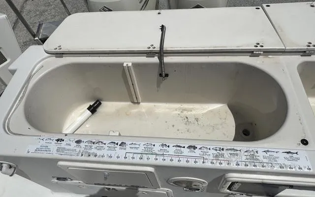 Slide: The Image of Pro-Line 2950 Walkaround 1998 - 15