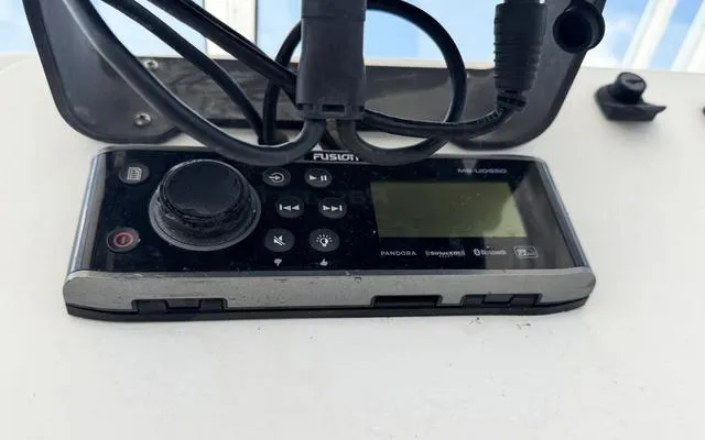 Slide: The Image of Pro-Line 2950 Walkaround 1998 - 27