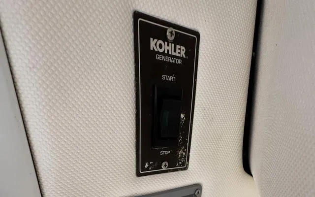 Slide: The Image of Pro-Line 2950 Walkaround 1998 - 40