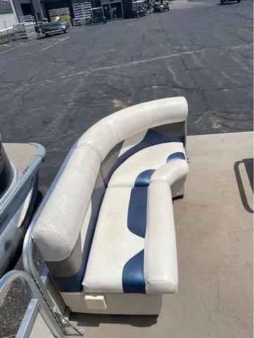 Slide: The Image of Misty Harbor 2080CR 2006 - 27