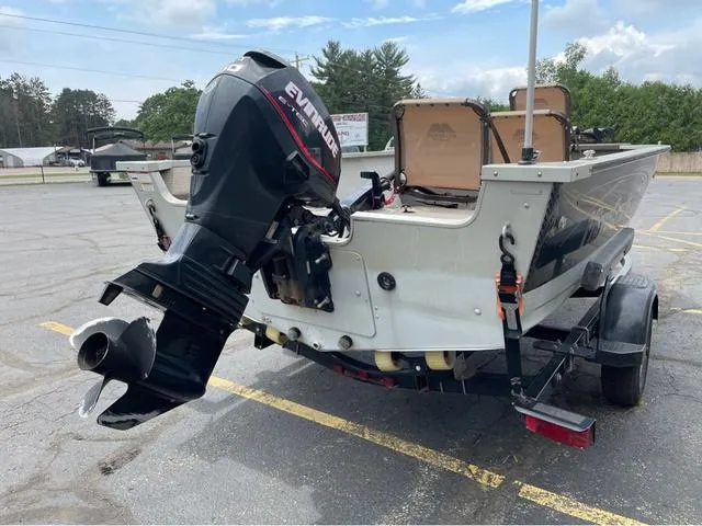 Slide: The Image of MirroCraft 1686 TROLLER TILLER 2010 - 4