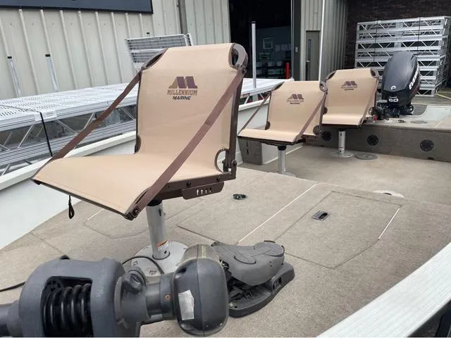 Slide: The Image of MirroCraft 1686 TROLLER TILLER 2010 - 8