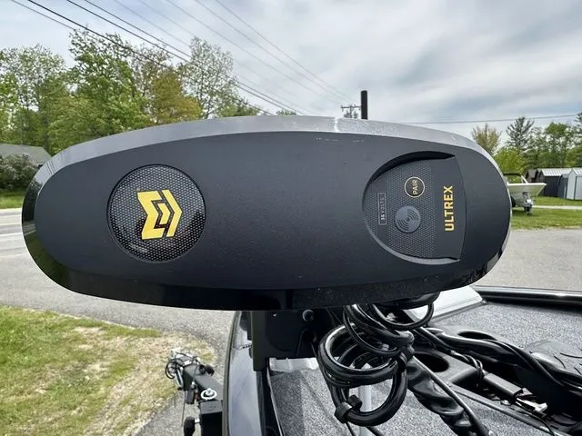 Slide: The Image of Tracker SAVAGE™ 215 2025 - 5