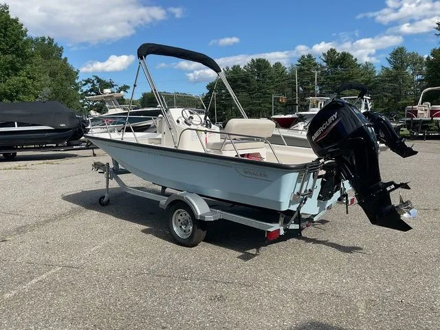 Slide: The Image of Boston Whaler 150 Montauk 2025 - 4