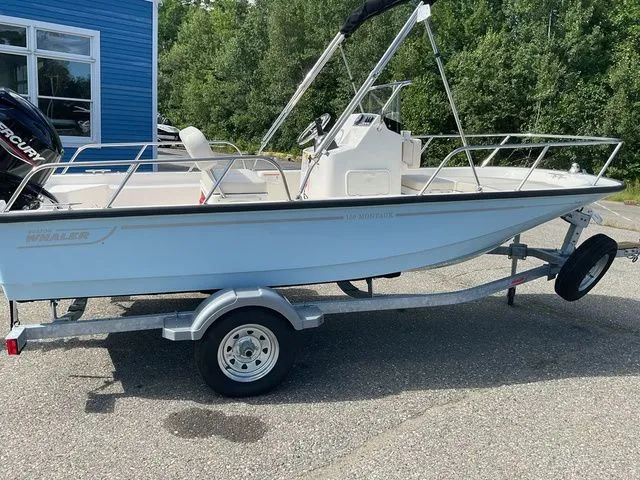 Slide: The Image of Boston Whaler 150 Montauk 2025 - 7