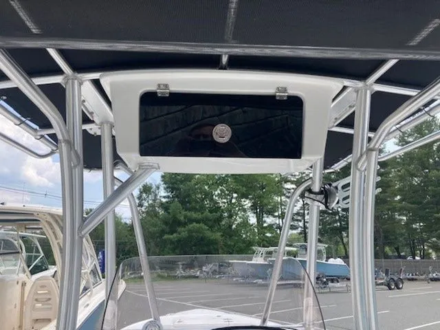 Slide: The Image of Sea Hunt Ultra 229 2024 - 8