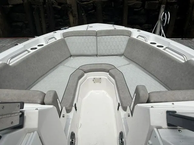 Slide: The Image of Sea Fox 268 Traveler 2023 - 12