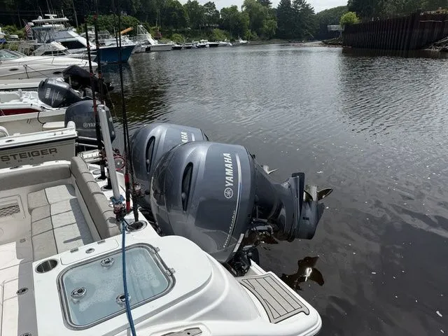 Slide: The Image of Sea Fox 268 Traveler 2023 - 3