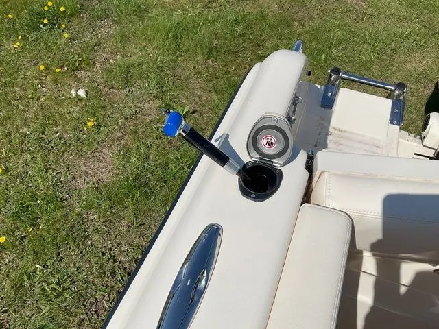 Slide: The Image of Grady-White Freedom 275 2025 - 11