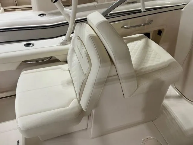 Slide: The Image of Grady-White Freedom 255 2025 - 5