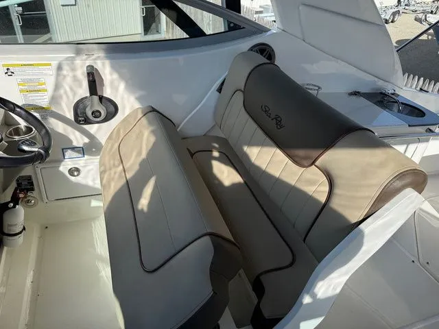 Slide: The Image of Sea Ray 280 Sundancer 2014 - 16