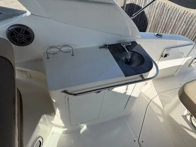 Slide: The Image of Sea Ray 280 Sundancer 2014 - 9
