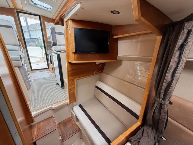 Slide: The Image of Cutwater 288 C 2016 - 16