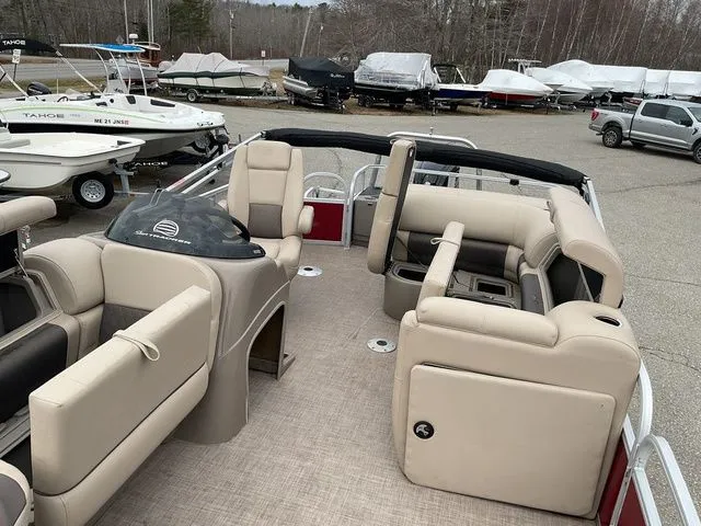 Slide: The Image of Sun Tracker Fishin' Barge 20 DLX 2022 - 11