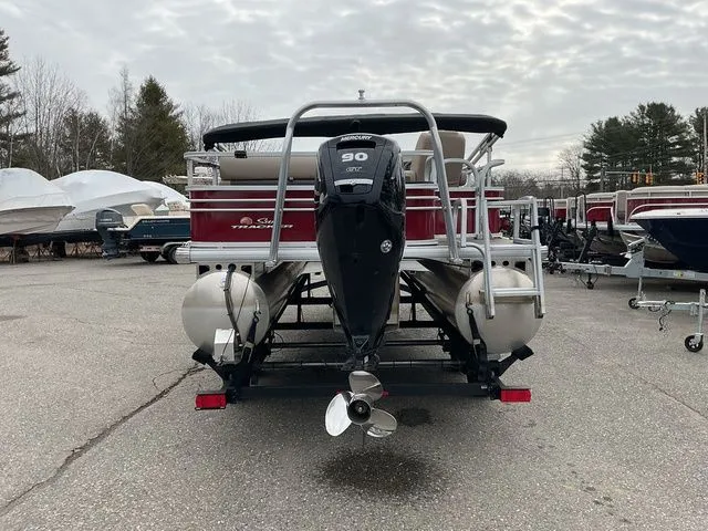 Slide: The Image of Sun Tracker Fishin' Barge 20 DLX 2022 - 5