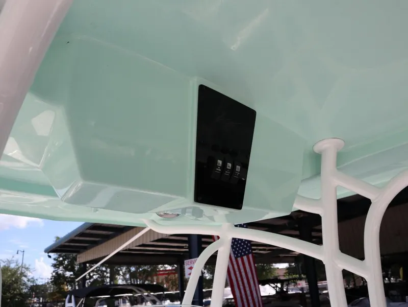 Slide: The Image of Aquasport 230 CC 2021 - 22