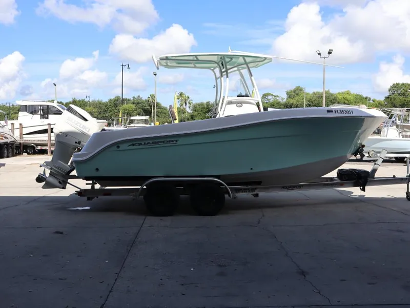 Slide: The Image of Aquasport 230 CC 2021 - 4