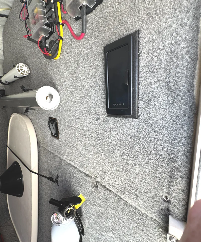 Slide: The Image of Interior of 2018 Grady-White Freedom 307 boat with Garmin device and wiring. - 36
