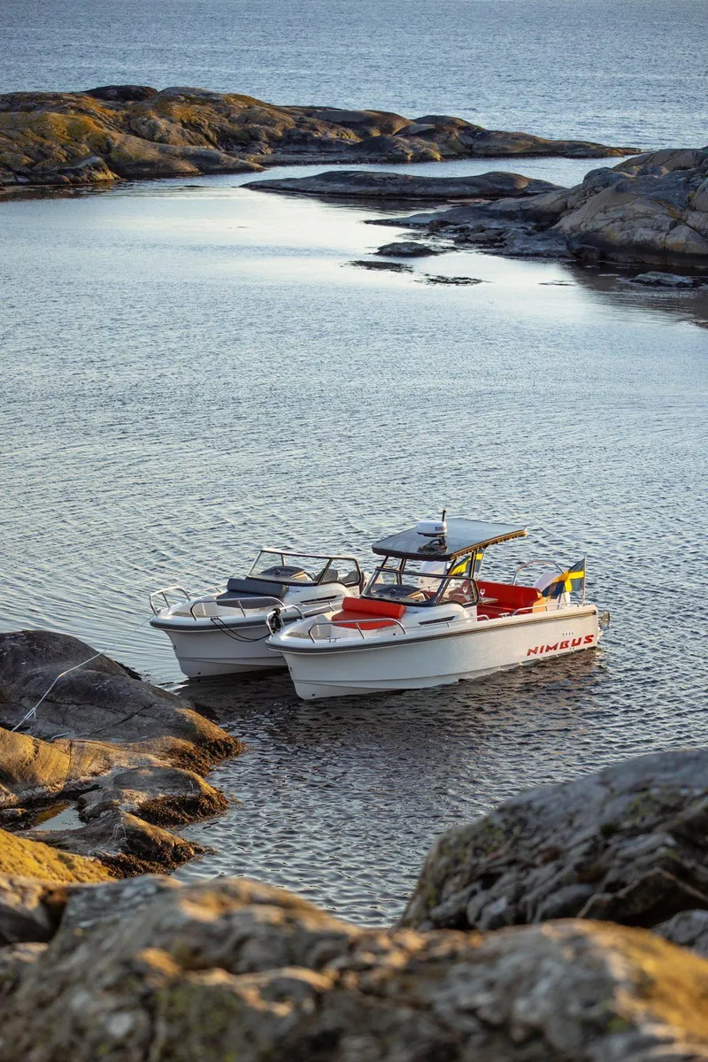 Slide: The Image of Manufacturer Provided Image - 24