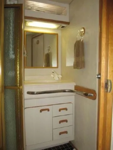 Slide: The Image of Sea Ray 500 Sundancer 1994 - 11