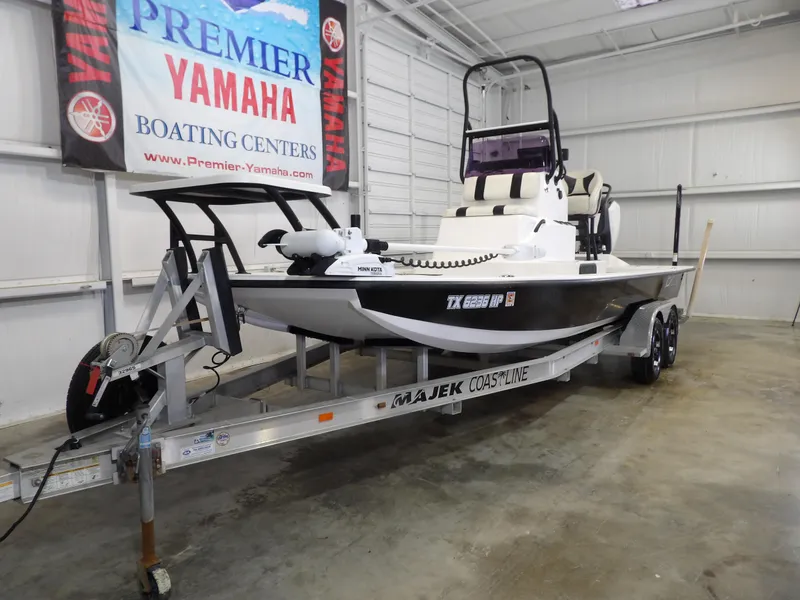 Slide: The Image of Majek 22 ILLUSION 2019 - 3