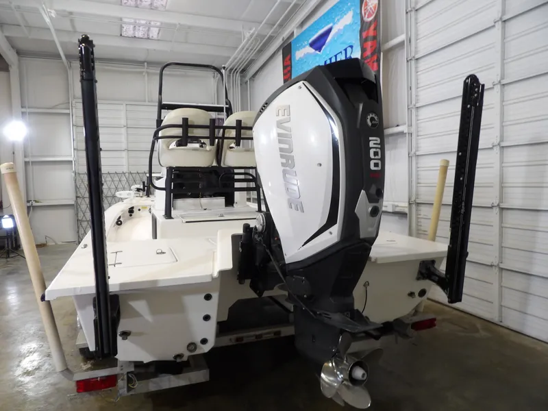 Slide: The Image of Majek 22 ILLUSION 2019 - 8