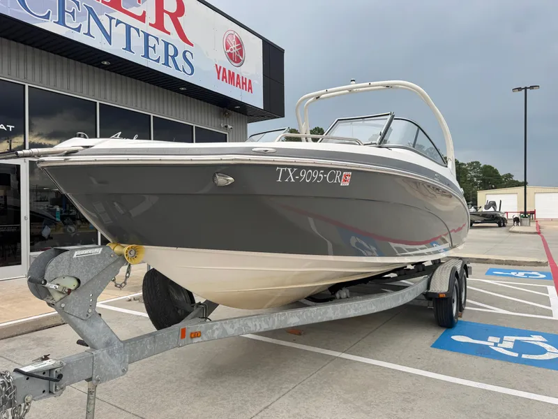 Slide: The Image of Yamaha 242 Limited S 2015 - 37