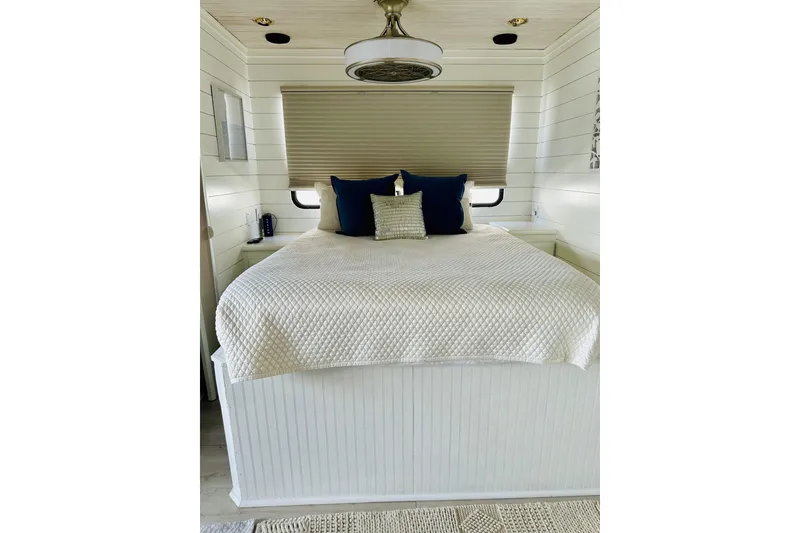 Slide: The Image of Modern shower with glass door and chrome handle in 1992 Sumerset 66 houseboat. - 27