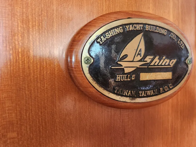 Slide: The Image of Plaque on Taswell 43 yacht, 1989, by Ta Shing Yacht Building Co., Tainan, Taiwan. - 30