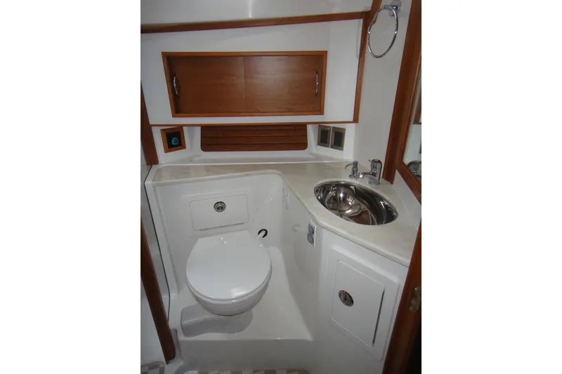 Slide: The Image of Master berth - 23