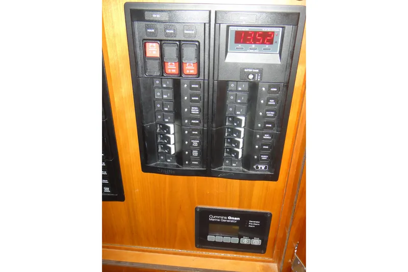 Slide: The Image of Master SR TV - 25