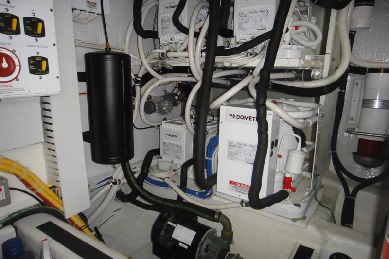 Slide: The Image of Dometic AC units - 41