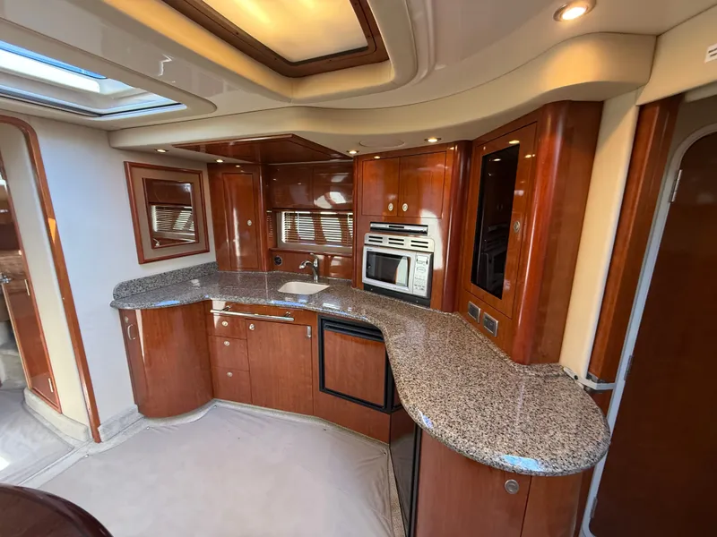 Slide: The Image of Sea Ray 44 Sundancer 2006 - 29