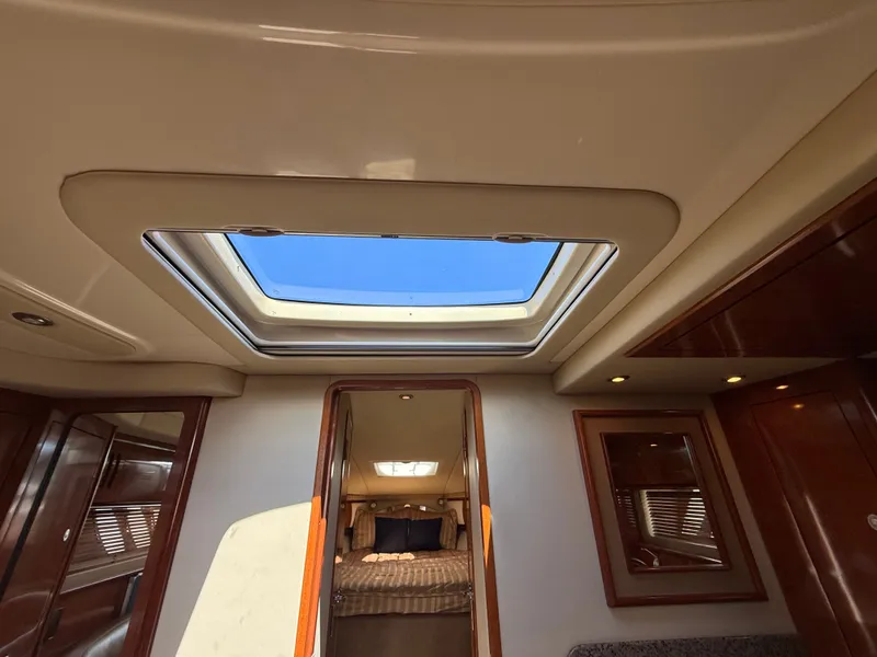 Slide: The Image of Sea Ray 44 Sundancer 2006 - 34