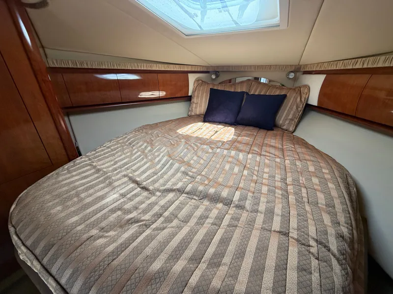 Slide: The Image of Sea Ray 44 Sundancer 2006 - 41