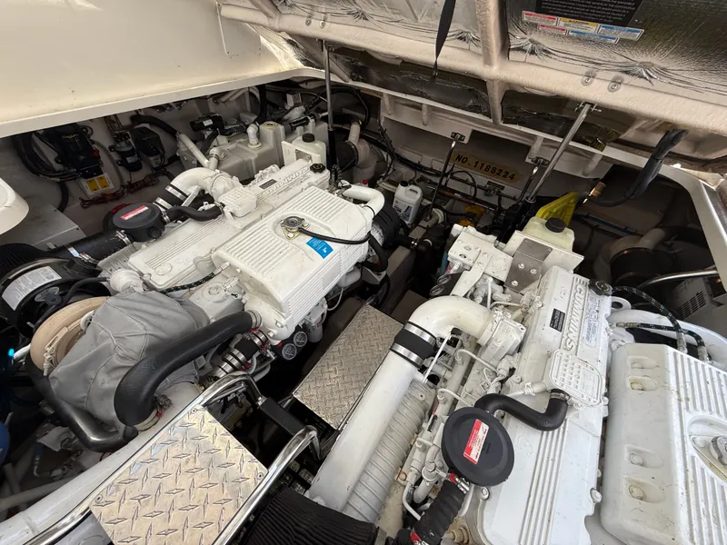 Slide: The Image of Sea Ray 44 Sundancer 2006 - 48