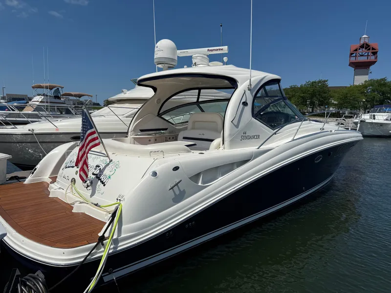 Slide: The Image of Sea Ray 44 Sundancer 2006 - 8