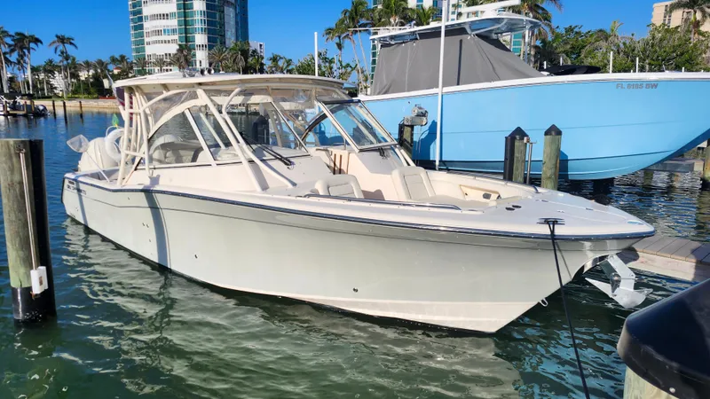 The Image of Grady-White Freedom 335 2021 - 0