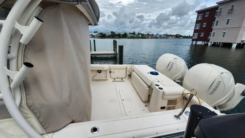 Slide: The Image of Grady-White Freedom 335 2021 - 10