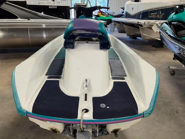 Slide: The Image of 1995 Yamaha WaveRunner Wave Venture jet ski in a showroom, rear view. - 4