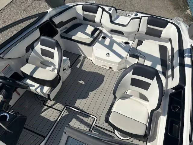 Slide: The Image of 2020 Yamaha Boats 195S interior with sleek seating and modern design. - 20