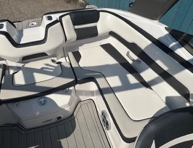 Slide: The Image of 2020 Yamaha Boats 195S interior with sleek seating and modern design. - 23