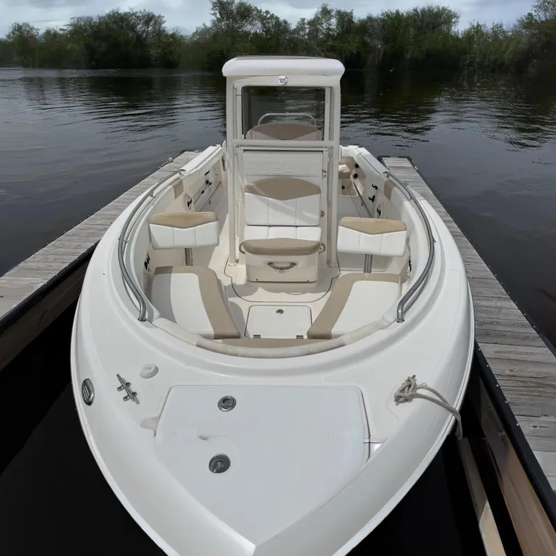 Slide: The Image of Robalo R222 Explorer 2018 - 2