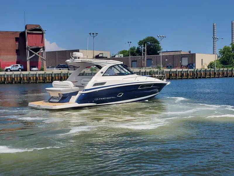 Slide: The Image of Regal Sport Coupe 35 2019 - 8