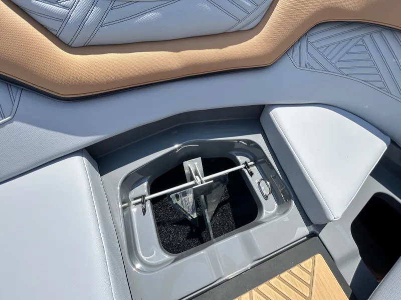 Slide: The Image of MasterCraft XStar 25 2026 - 28
