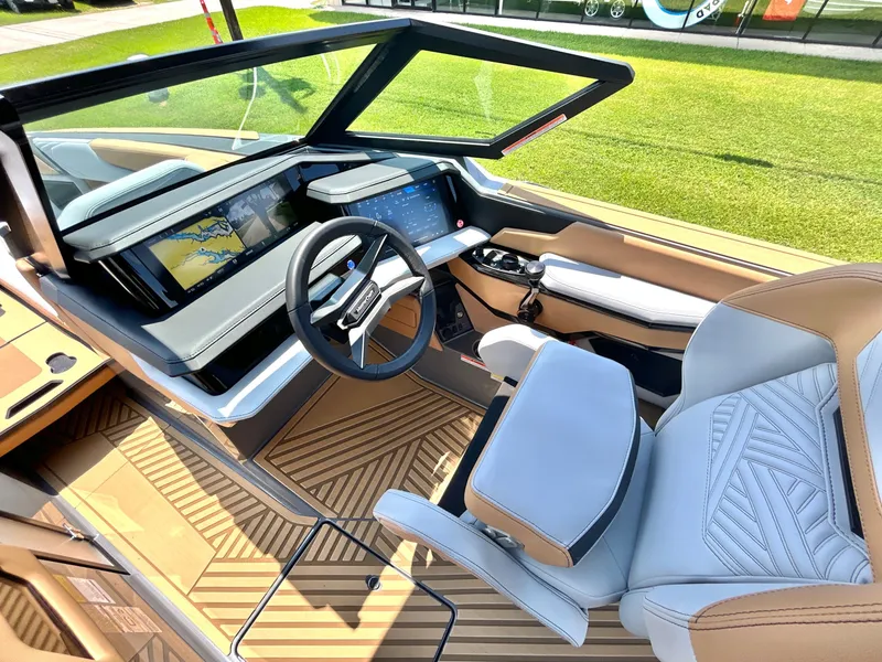 Slide: The Image of MasterCraft XStar 25 2026 - 48