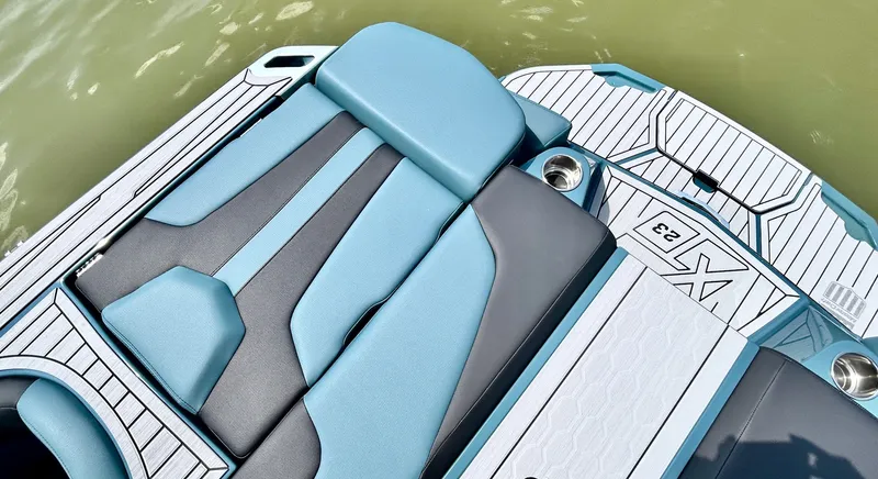 Slide: The Image of MasterCraft XT23 2026 - 69