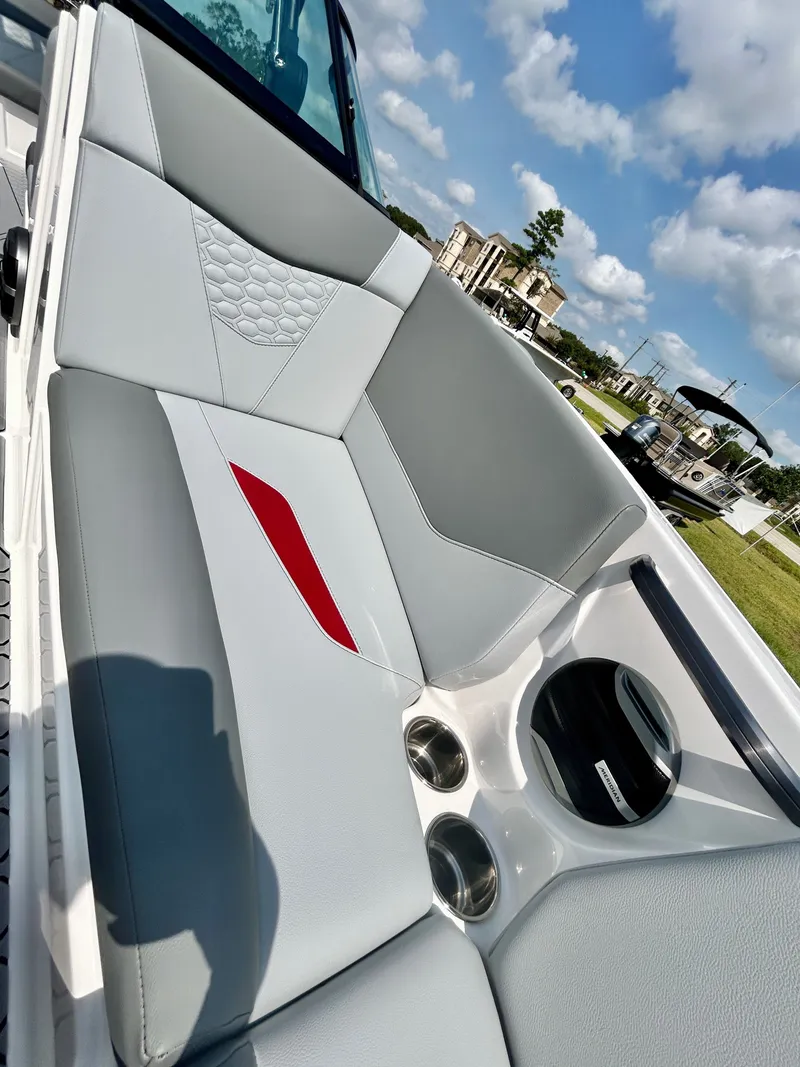 Slide: The Image of MasterCraft NXT 23 2026 - 16