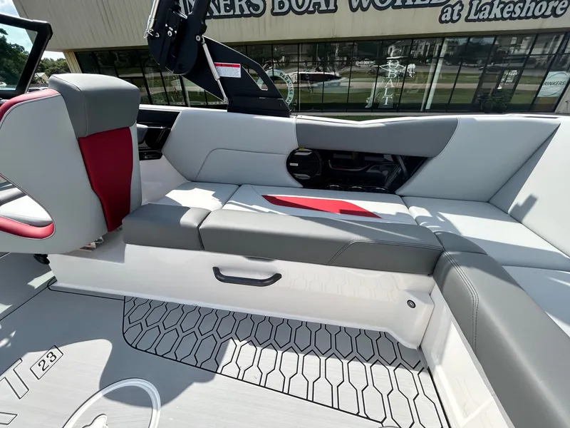 Slide: The Image of MasterCraft NXT 23 2026 - 22